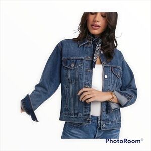 NWT LEVI'S Original Trucker Jean Jacket Size Small